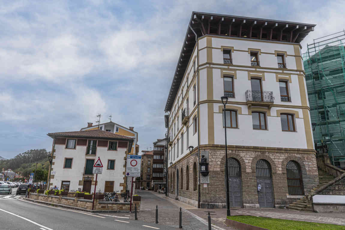 Guipúzcoa - Zumaia 04.jpg